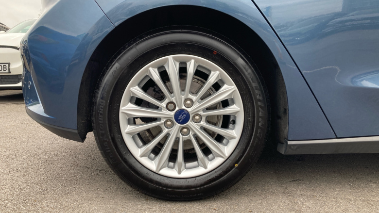 Ford Focus 1.0 EcoBoost 125 Titanium 5dr Petrol Hatchback